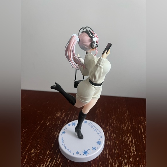 Super Sonico Figure - Picture 3 of 4